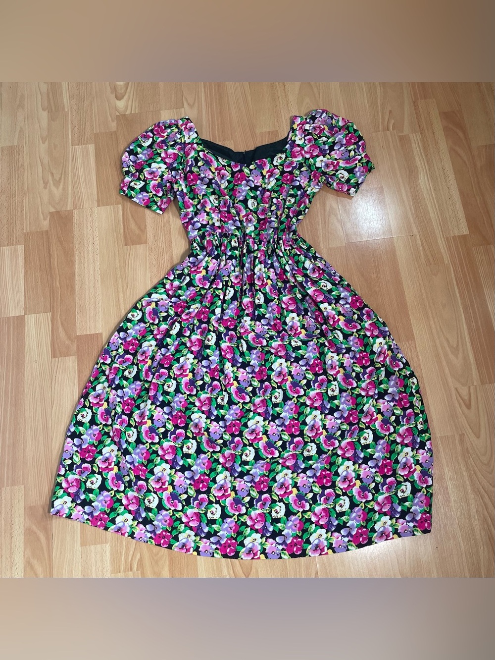 Vintage Floral Puff Sleeve Midi Dress in Pink Green & Black with pockets